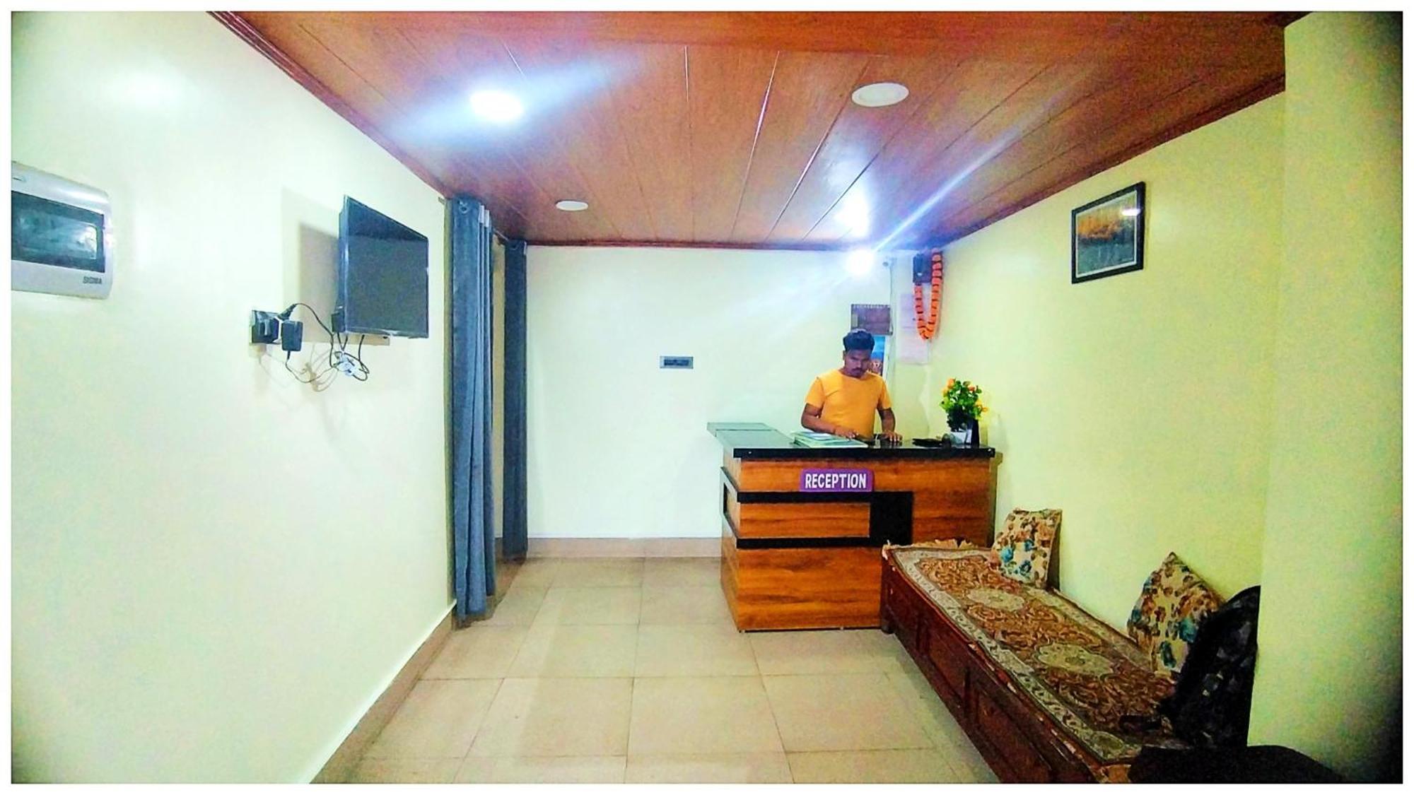 Hotel Premium Pitstop Near Railway Station Best Hotel In Darjeeling ดาร์จีลิง ภายนอก รูปภาพ